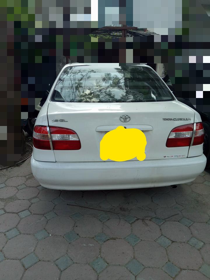 Toyota Corolla GLi 2000 - Bán Toyota Corolla đời 2000, màu trắng, nhập khẩu nguyên chiếc, giá chỉ 145 triệu