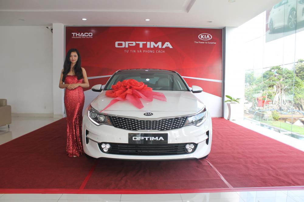 Kia Optima 2.0 ATH 2018 - (KIA Bà Rịa Vũng Tàu) cần bán xe Kia Optima 2.0 ATH đời 2018, màu trắng, giá tốt và nhiều quà tặng hấp dẫn