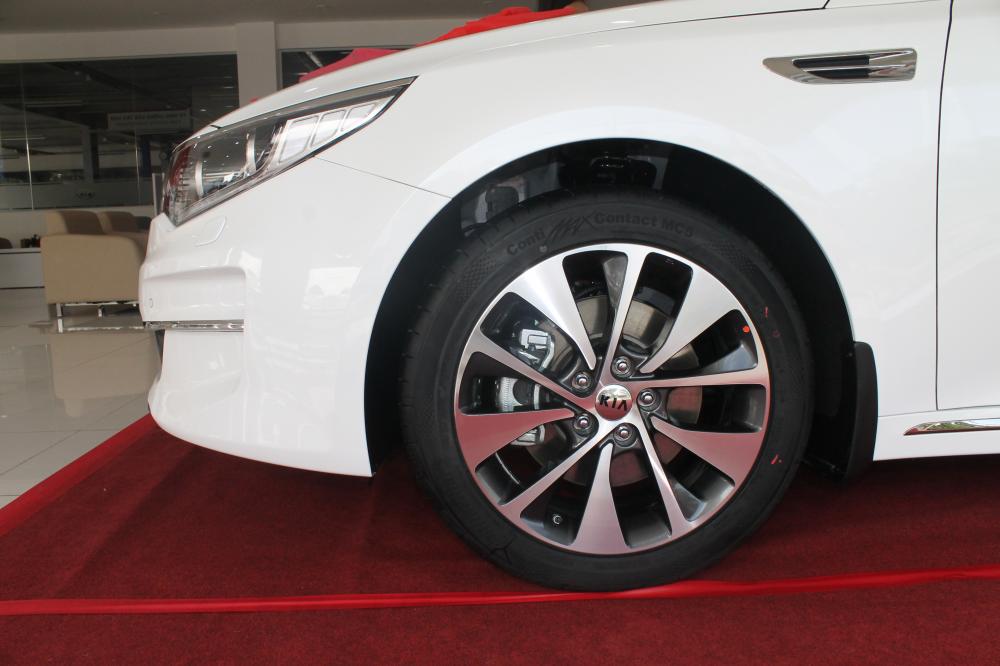 Kia Optima 2.0 ATH 2018 - (KIA Bà Rịa Vũng Tàu) cần bán xe Kia Optima 2.0 ATH đời 2018, màu trắng, giá tốt và nhiều quà tặng hấp dẫn