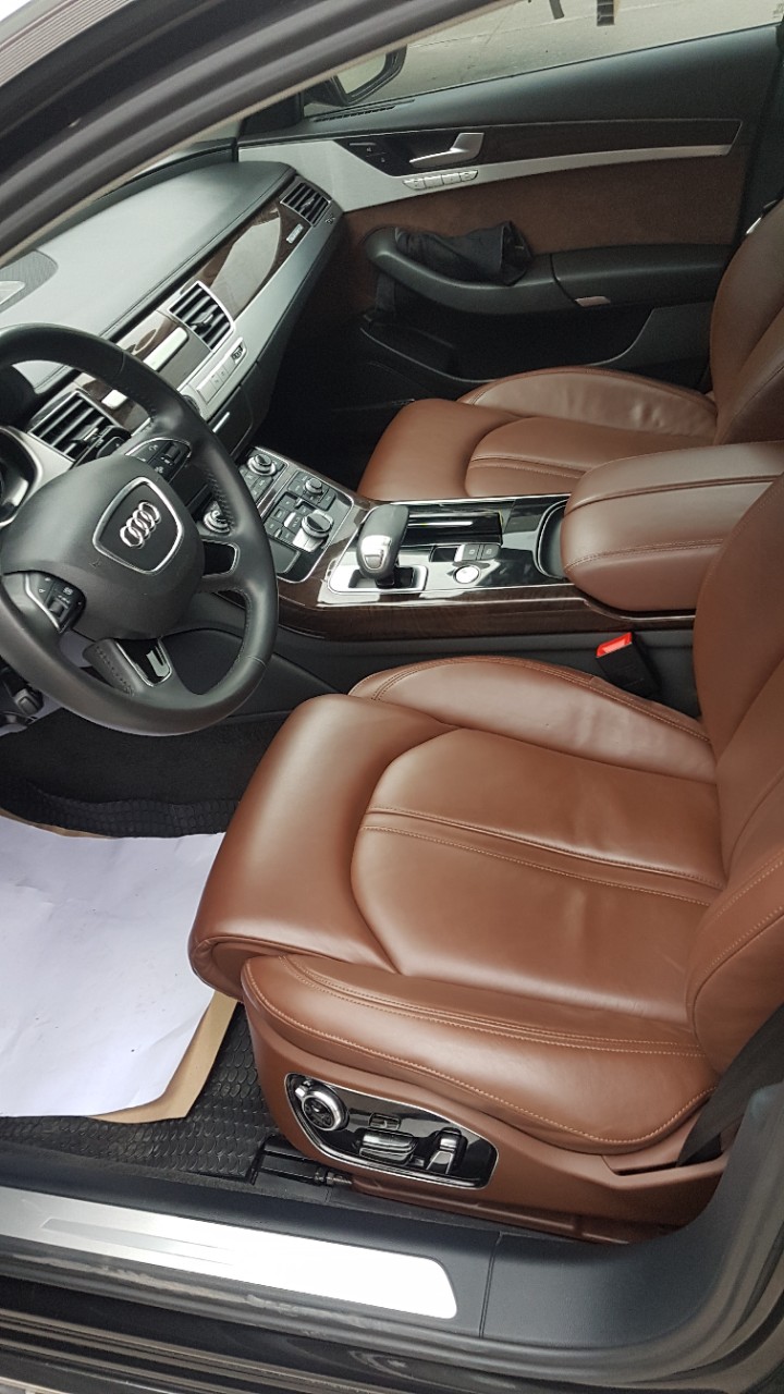 Audi A8 LONG 3.0 Quattro 2013 - Tư nhân cần bán Audi A8 Long 2013, màu đen, nhập khẩu nguyên chiếc