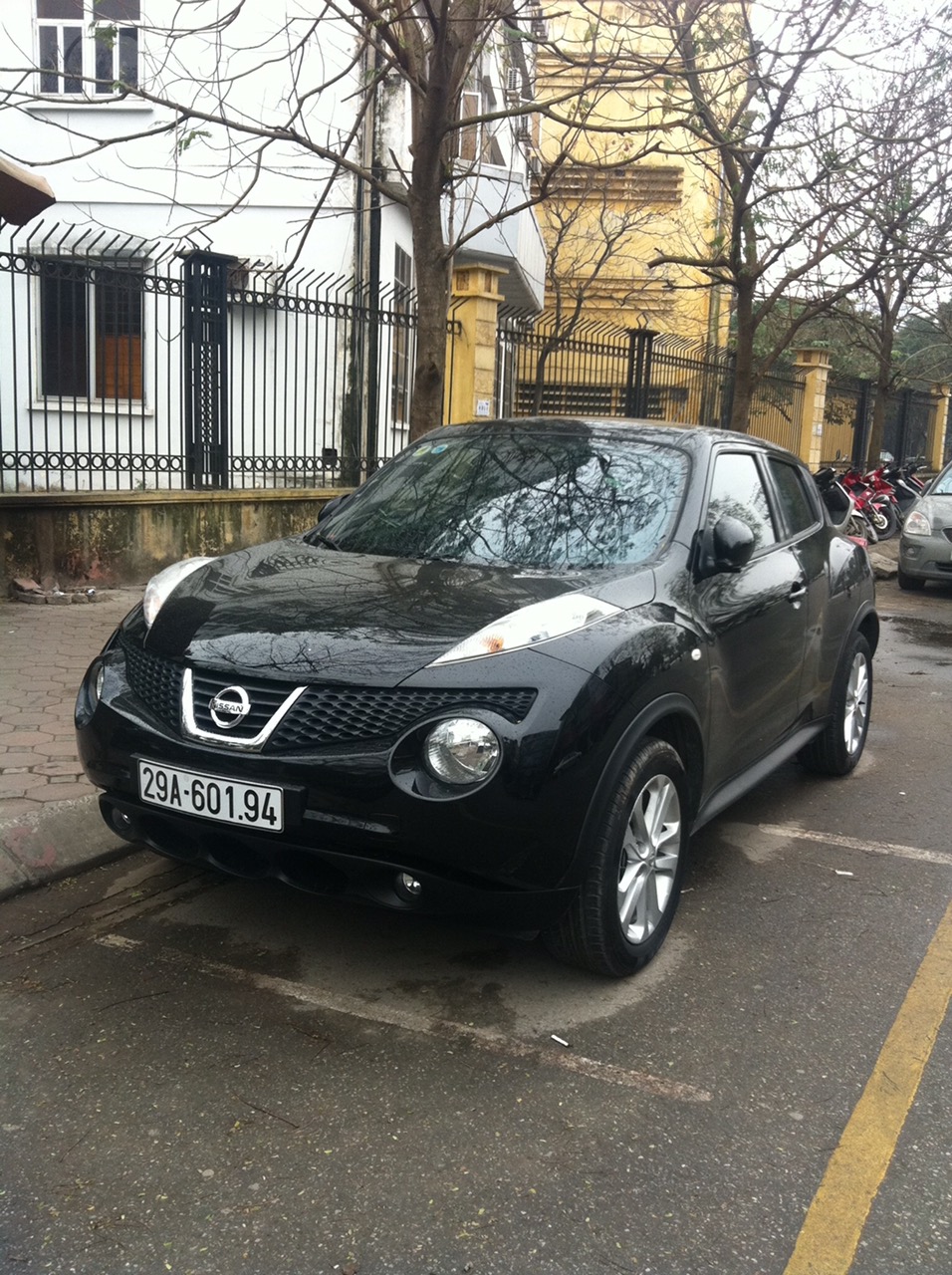 Nissan Juke 2012 - Cần bán xe Nissan Juke sản xuất 2012, màu đen, nhập khẩu nguyên chiếc