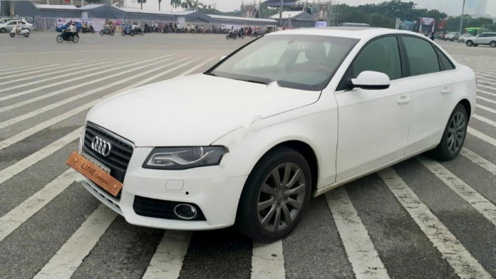 Audi A4  2.0T 2010 - Cần bán xe Audi A4 2.0T đời 2010, màu trắng, nhập khẩu nguyên chiếc ít sử dụng, giá tốt