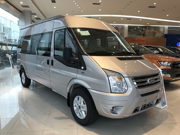 Ford Transit 2018 - Ford Hà Thành giảm giá sốc Ford Transit SVP đời 2018, màu bạc, tặng full đồ. Lh 0968465873 nhận giá tốt nhất