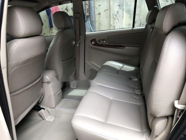 Toyota Innova   E  2014 - Bán Toyota Innova E năm 2014, màu xanh lam 