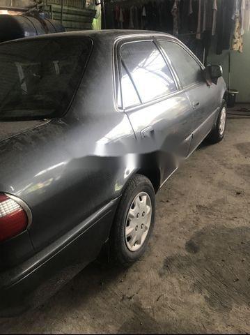 Toyota Corolla altis 1998 - Bán ô tô Toyota Corolla altis năm sản xuất 1998, màu đen, giá tốt