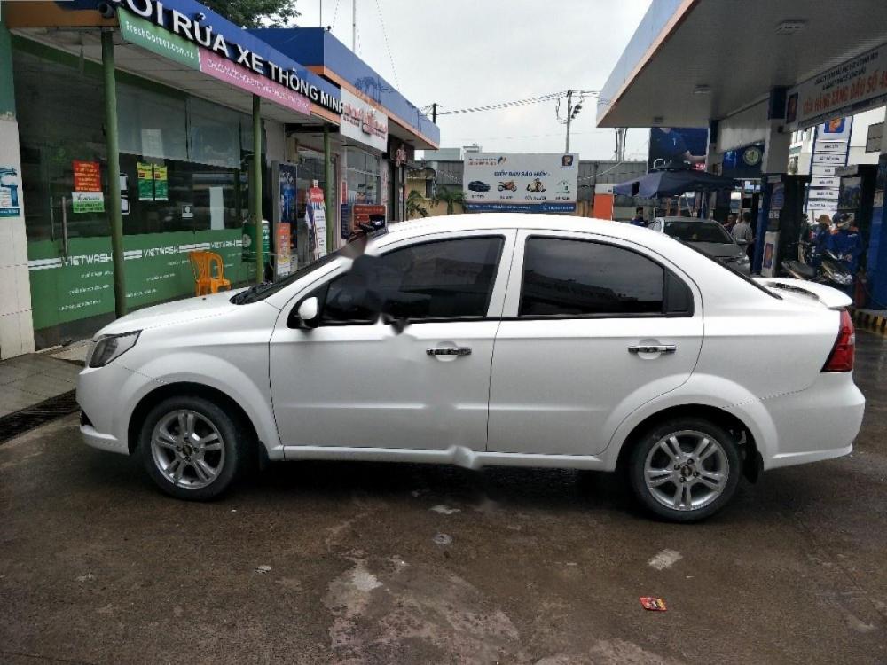 Chevrolet Aveo 1.5LTZ 2016 - Bán xe Chevrolet Aveo 1.5LTZ sản xuất 2016, màu trắng