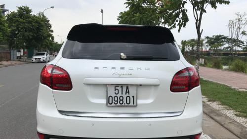 Porsche Cayenne   AT  2011 - Cần bán Porsche Cayenne AT đời 2011, nhập khẩu