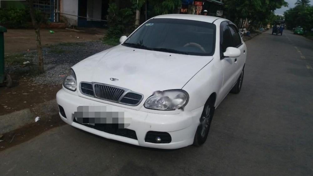 Daewoo Lanos 2002 - Bán Daewoo Lanos đời 2002, màu trắng còn mới, giá chỉ 80 triệu