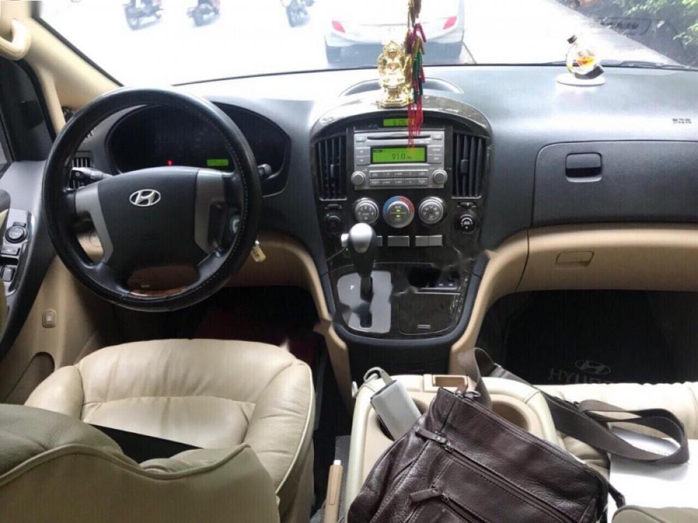 Hyundai Starex Limousine 2015 - Bán ô tô Hyundai Starex Limousine đời 2015, xe nhập