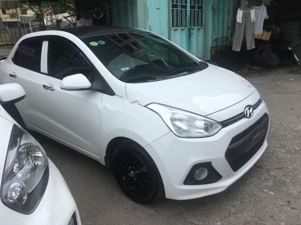 Hyundai Grand i10 2016 - Cần bán xe Hyundai Grand i10 sản xuất 2016, màu trắng, nhập khẩu nguyên chiếc