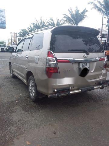 Toyota Innova   2.0G  2015 - Cần bán xe Toyota Innova 2.0G sản xuất năm 2015, màu bạc chính chủ