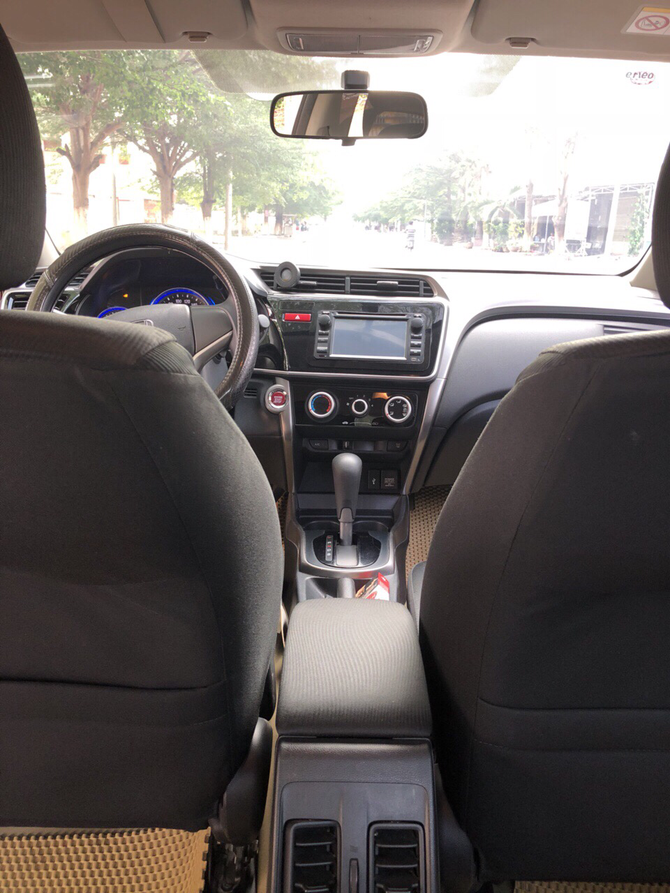 Honda City 1.5AT 2015 - Cần bán Honda City 1.5 AT full đồ, sản xuất cuối 2015 model 2016