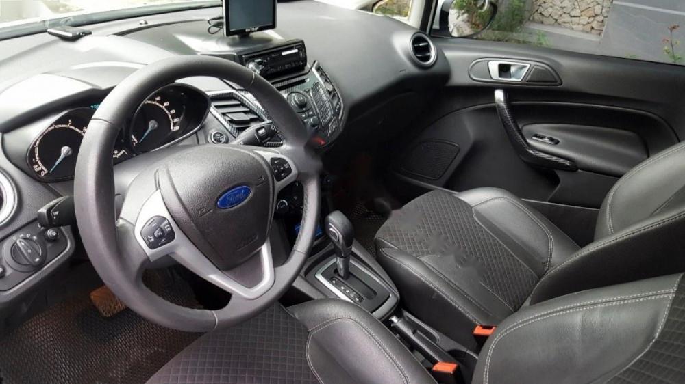 Ford Fiesta S 2015 - Bán ô tô Ford Fiesta S sản xuất năm 2015, màu trắng, giá tốt