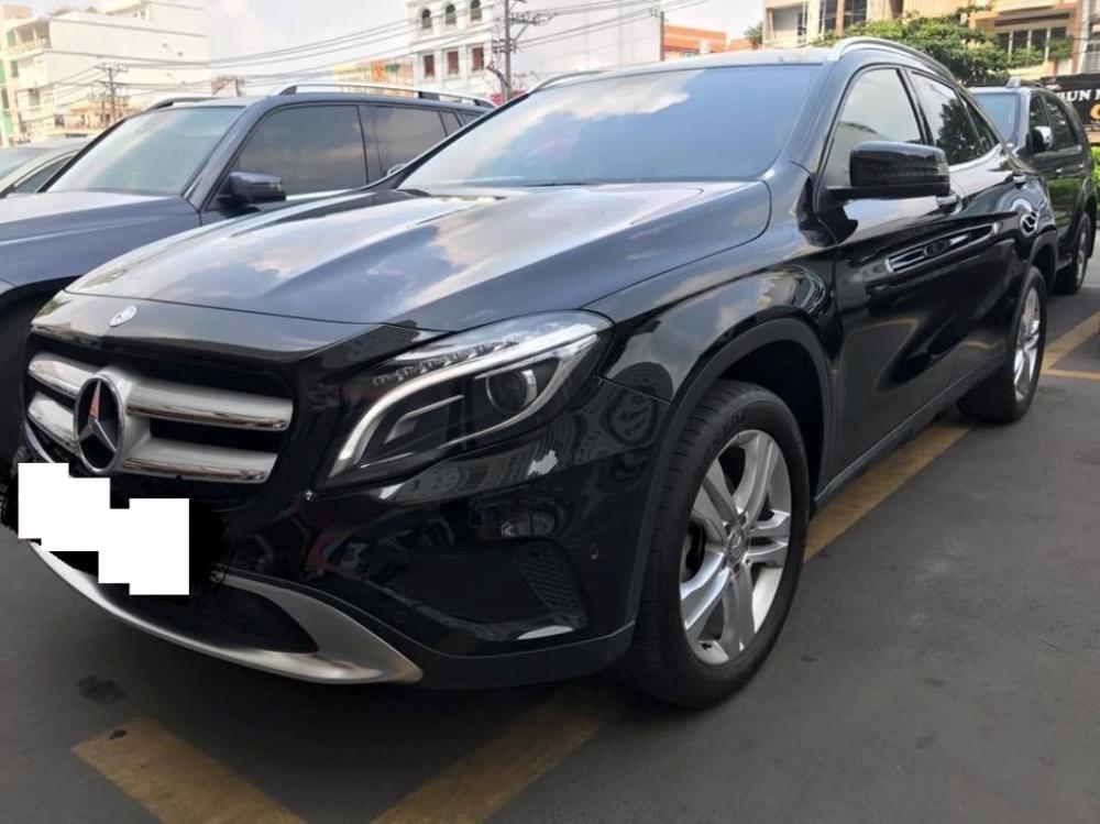 Mercedes-Benz GLA-Class GLA200 2015 - Bán Mercedes GLA200 sản xuất 2015 màu đen, nội thất kem, biển Hà Nội