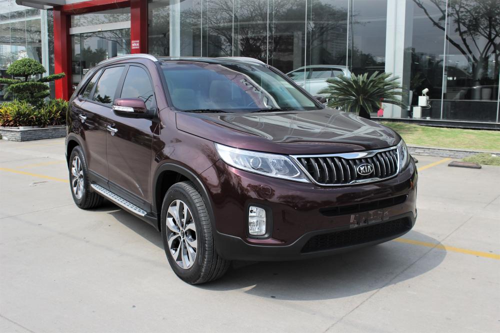 Kia Sorento DATH 2018 - Bán kia Sorento DATH 2018 tặng full bộ phụ kiện. Hỗ trợ trả góp 90% lãi suất tốt nhất thị trường