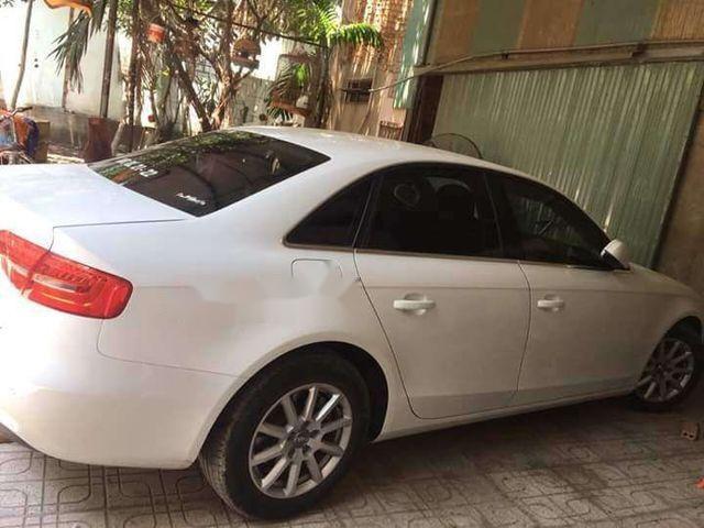 Audi A4 2012 - Bán ô tô Audi A4 đời 2012, màu trắng, nhập khẩu nguyên chiếc, giá tốt