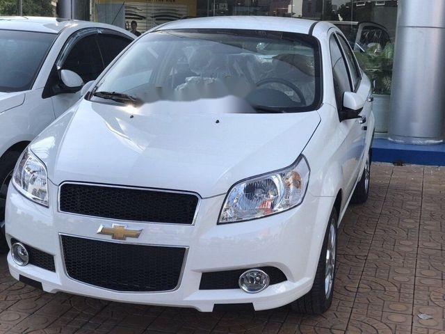 Chevrolet Aveo    2018 - Bán Chevrolet Aveo năm sản xuất 2018, màu trắng, giá chỉ 459 triệu