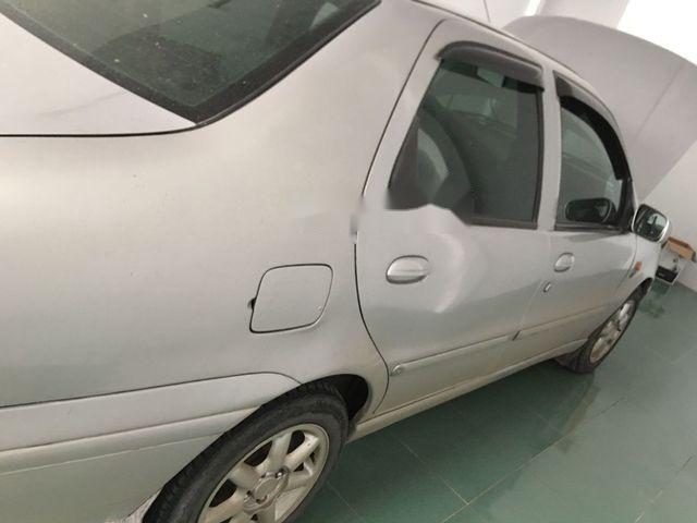 Fiat Siena 2003 - Bán ô tô Fiat Siena năm sản xuất 2003, màu bạc, giá chỉ 89 triệu