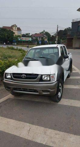 Toyota Hilux 2005 - Bán Toyota Hilux năm 2005, màu trắng