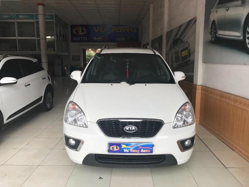 Kia Carens S SX 2.0 MT 2014 - Bán Kia Carens S sản xuất 2014, màu trắng