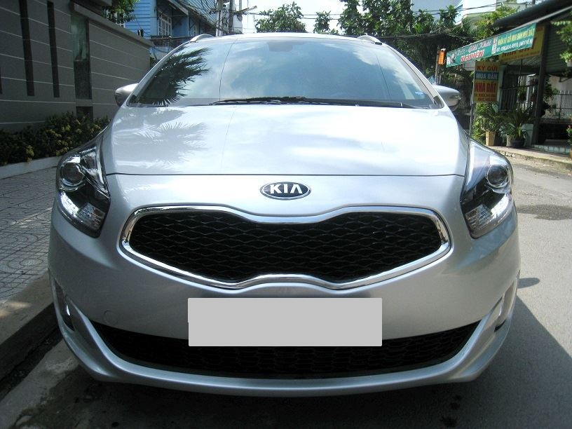 Kia Rondo 2.0AT 2017 - Cần bán xe Kia Rondo 2017 số tự động màu bạc