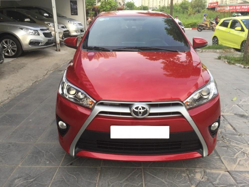 Toyota Yaris 2015 - Bán Toyota Yaris đời 2015, màu đỏ, nhập khẩu, giá tốt