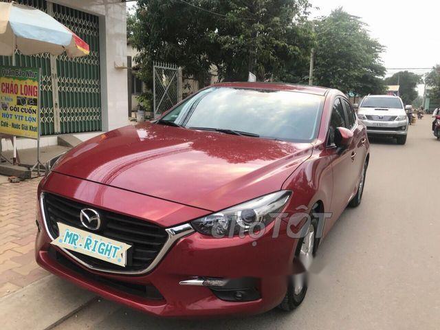 Mazda 3   1.5 FL  2018 - Cần bán lại xe Mazda 3 1.5 FL 2018, màu đỏ, giá chỉ 688 triệu