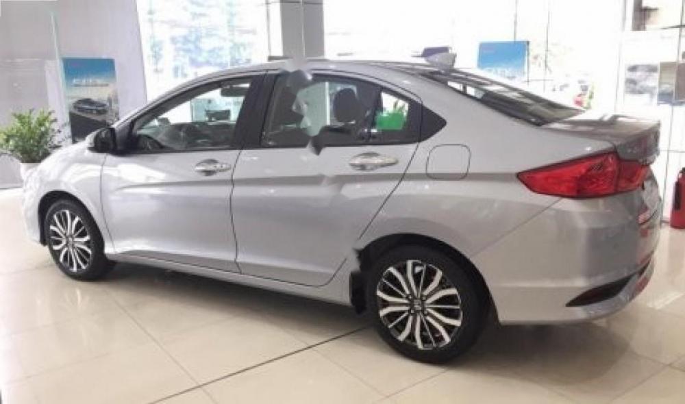 Honda City 1.5 2018 - Cần bán Honda City 1.5 năm sản xuất 2018, màu bạc