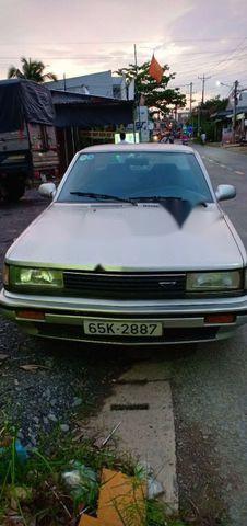 Nissan Sentra 1990 - Bán Nissan Sentra năm sản xuất 1990, màu bạc, giá tốt