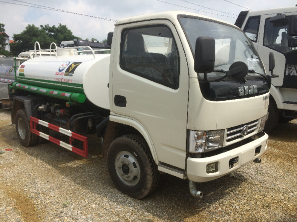 JAC 2017 - Bán xe phun nước Dongfeng 3m3, hàng sẵn giao ngay