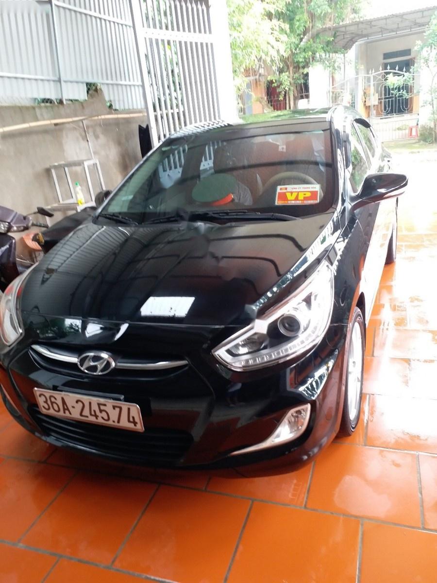 Hyundai Accent 2016 - Bán Hyundai Accent sản xuất năm 2016, màu đen, nhập khẩu, giá tốt