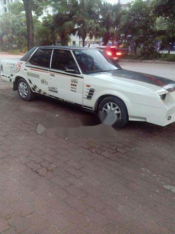 Toyota Cresta 1985 - Bán Toyota Cresta sản xuất năm 1985, màu trắng