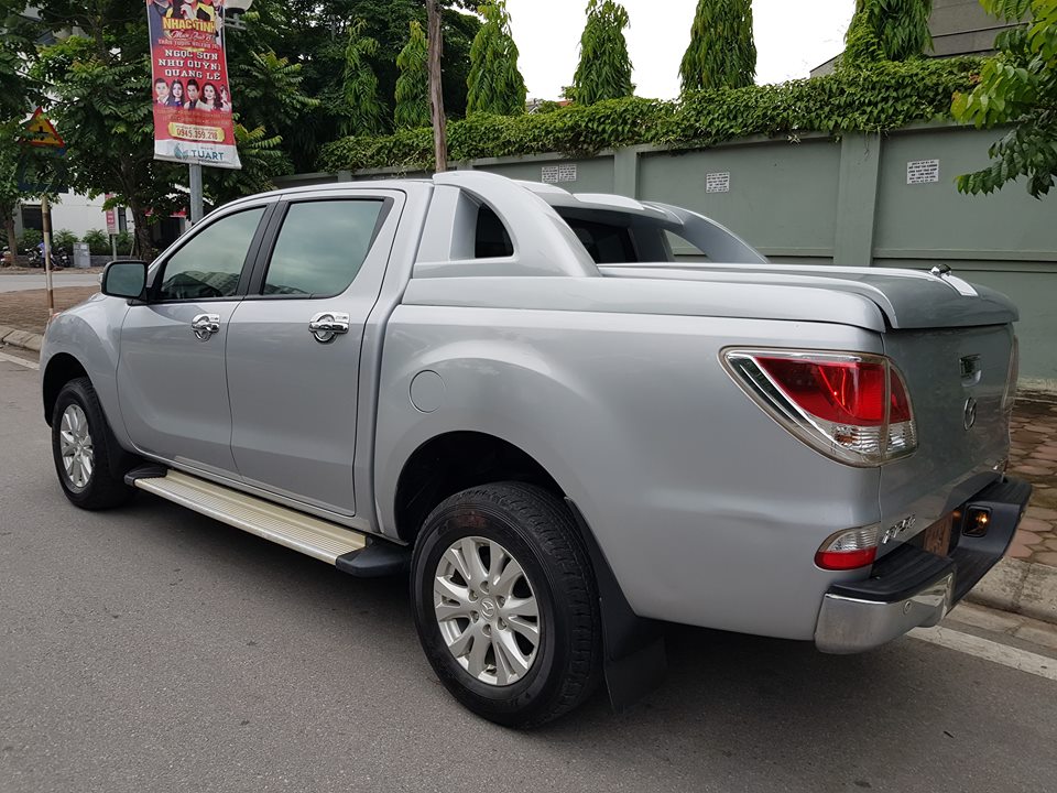 Mazda BT 50 3.2 AT  2013 - Cần bán Mazda BT 50 3.2 AT đời 2013, màu bạc, nhập khẩu xe cực đẹp