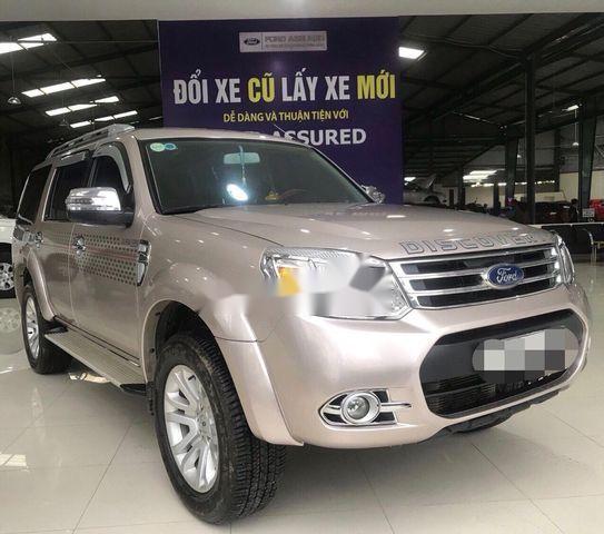 Ford Everest 4x2 MT 2015 - Cần bán Ford Everest 4x2 MT sản xuất năm 2015, giá chỉ 675 triệu