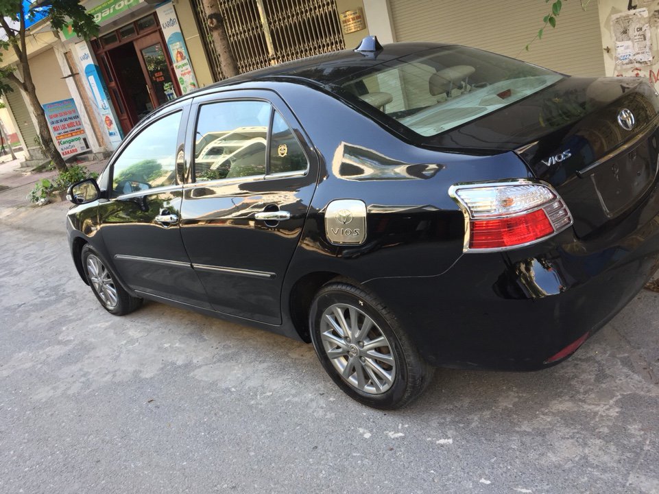 Toyota Vios 2012 - Bán Toyota Vios đời 2012, màu đen