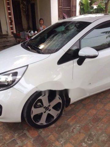 Kia Rio 2013 - Gia đình bán Kia Rio 2013, màu trắng  