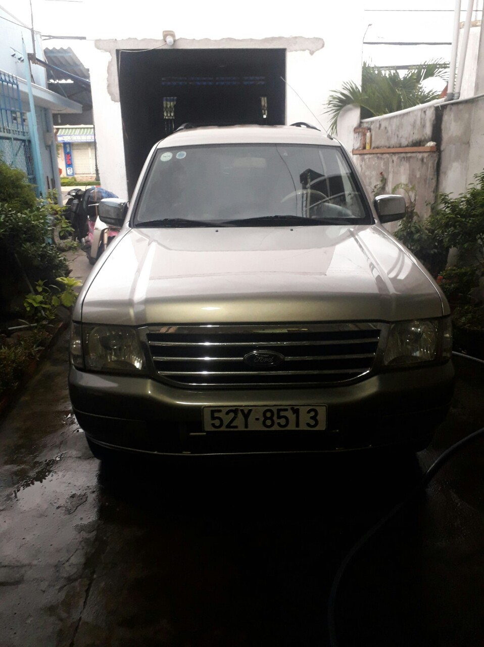 Ford Everest 2005 - Cần bán Ford Everest sản xuất năm 2005, màu bạc