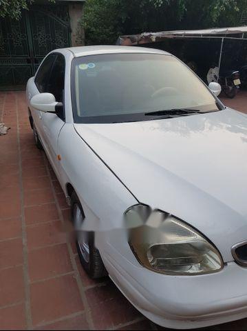 Daewoo Nubira 1.6 2001 - Cần bán xe Daewoo Nubira 1.6 sản xuất 2001, màu trắng, 75 triệu