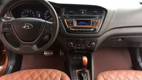 Hyundai i20 Active   1.4AT   2015 - Bán xe Hyundai i20 Active 1.4AT sản xuất năm 2015, màu nâu chính chủ, giá tốt