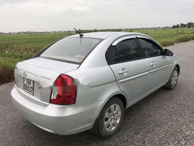 Hyundai Accent 2009 - Xe Hyundai Accent đời 2009, màu bạc, nhập khẩu Hàn Quốc như mới, giá tốt