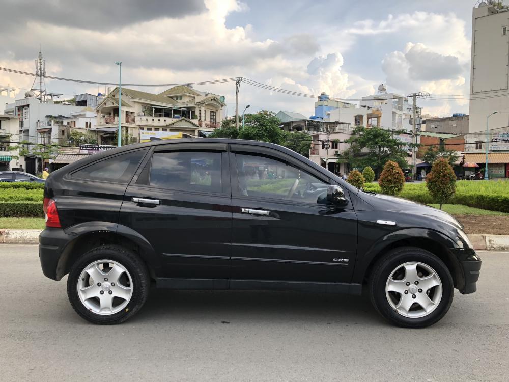 Ssangyong Rexton II 2008 - Cần bán xe Ssangyong Rexton II đời 2008, màu đen, xe nhập số tự động, 370 triệu