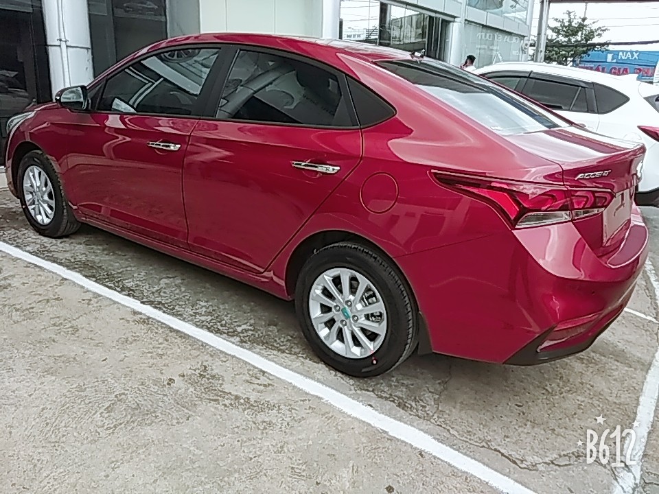 Hyundai Acent 2018 - Bán Hyundai Accent 2018 full option, màu đỏ, trắng, có xe giao ngay, khuyến mãi lớn, LH 01668077675