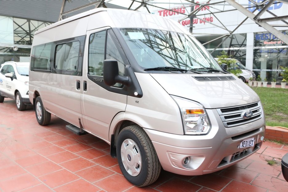 Ford Transit 0 2018 - Bán ô tô Ford Transit bản tiêu chuẩn mới 100% 2018 tại Điện Biên, hỗ trợ trả góp tối đa