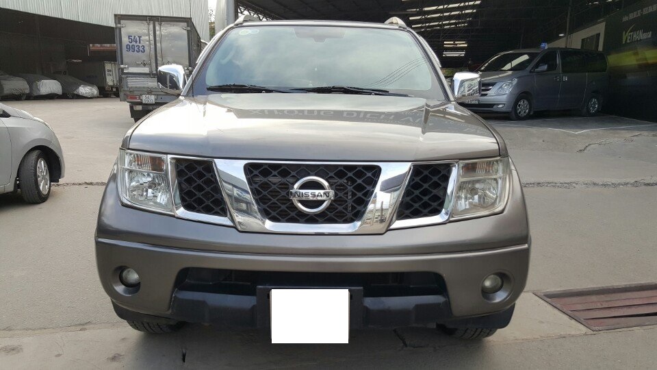 Nissan Navara LE 2012 - Nissan Navara LE 2.5, số sàn, máy dầu, sx 2012 đăng ký 2013, màu xám (ghi), nhập khẩu Thái Lan
