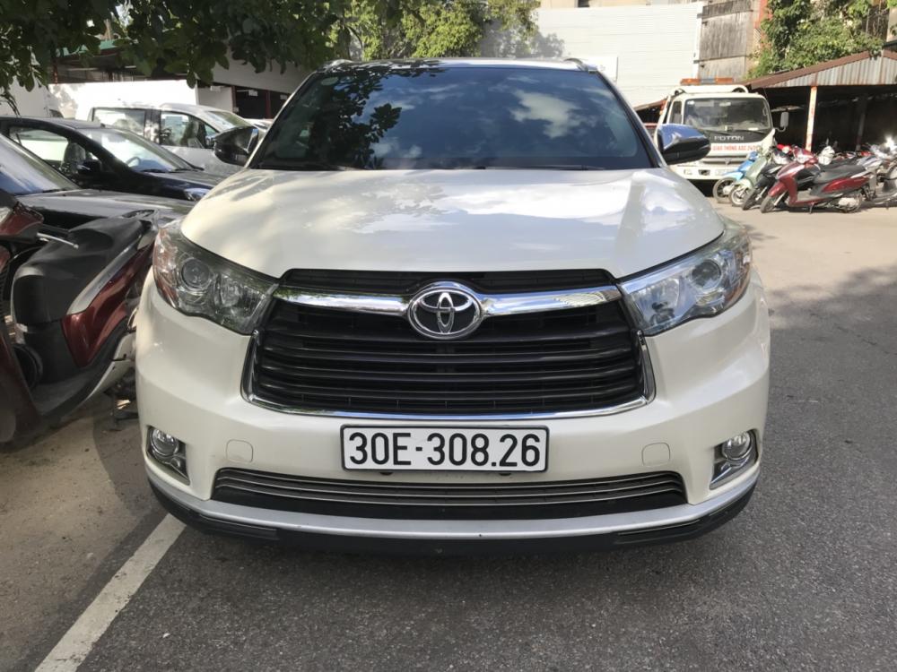 Toyota Highlander LE 2014 - Cần bán Toyota Highlander LE sản xuất năm 2014, màu trắng, nhập khẩu