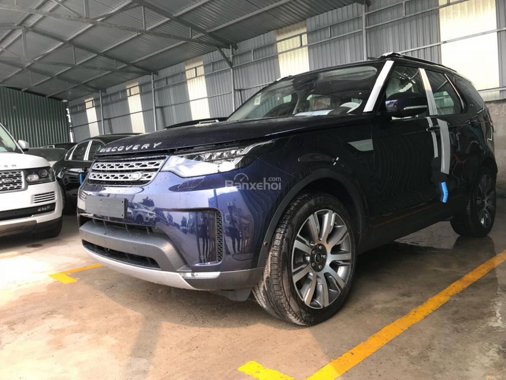 LandRover Discovery 2017 - Bán LandRover Discovery HSE LUXURY máy dầu, màu xanh - 2017 xe 7 chỗ, hotline Landrover 093 2222253