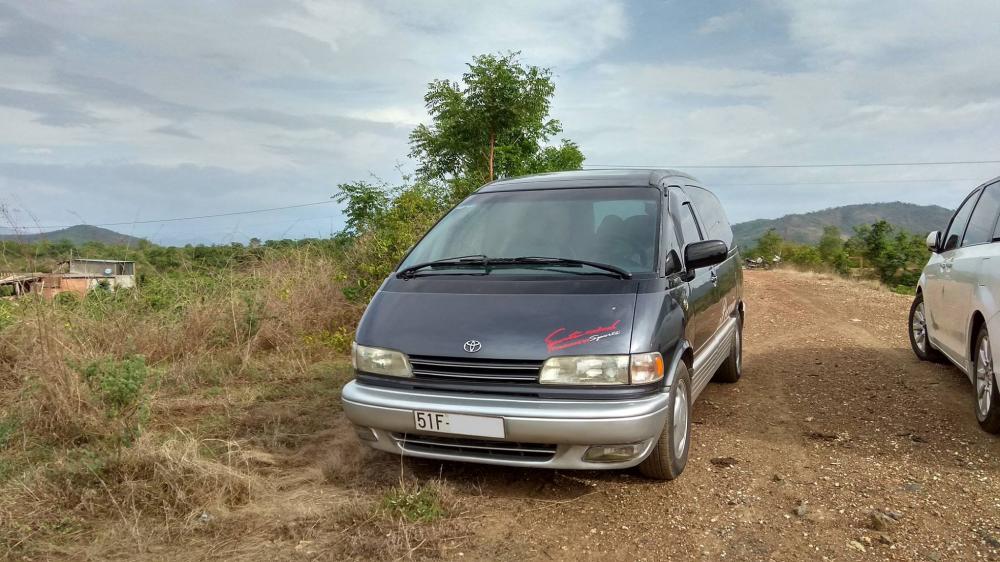 Toyota Previa 2.4LE 2018 - Tp HCM - Toyota Previa xe 7 chỗ, số tự động 2 cửa trời giá tốt