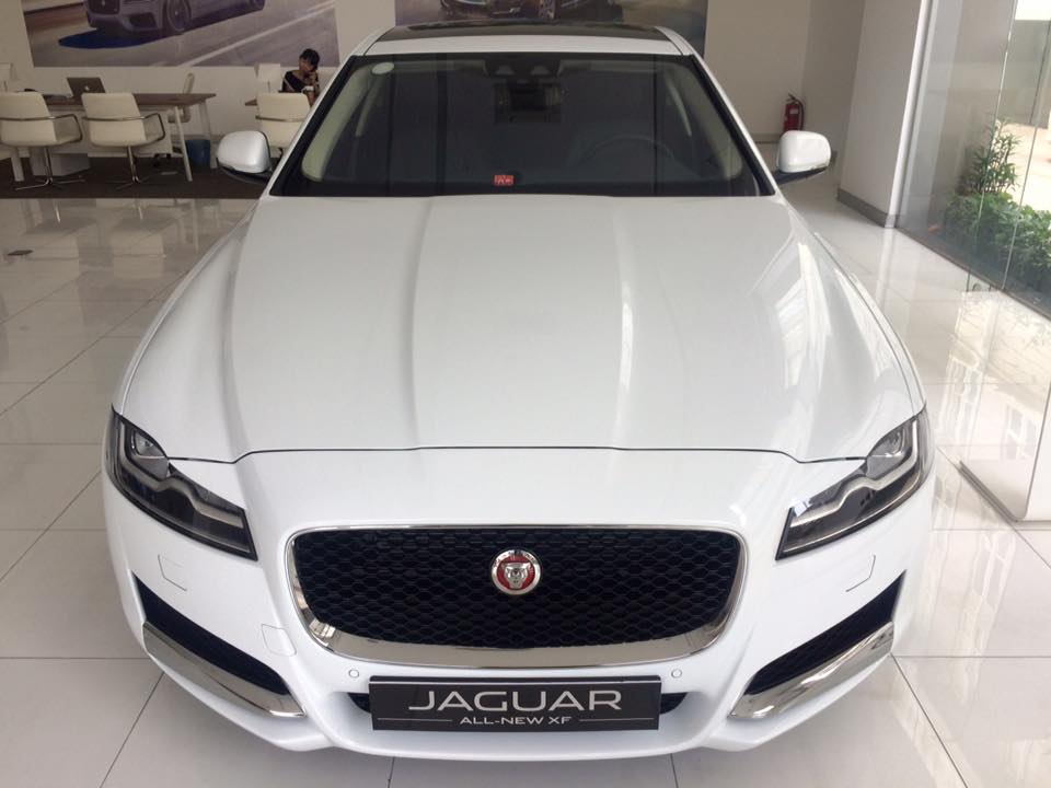 Jaguar XF Prestige 2017 - Cần bán Jaguar XF Prestige đời 2018, màu trắng, phân khúc sedan thể thao hạng sang, giao ngay