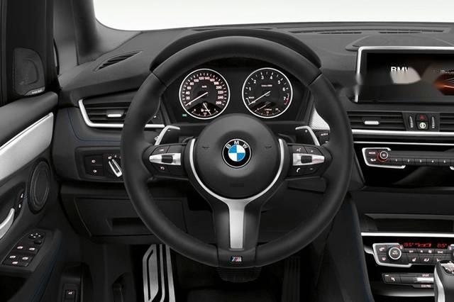 BMW 2 Series    2016 - Cần bán BMW 2 Series năm 2016, màu đỏ như mới