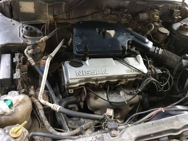 Nissan Sunny 1988 - Cần bán lại xe Nissan Sunny đời 1988 như mới